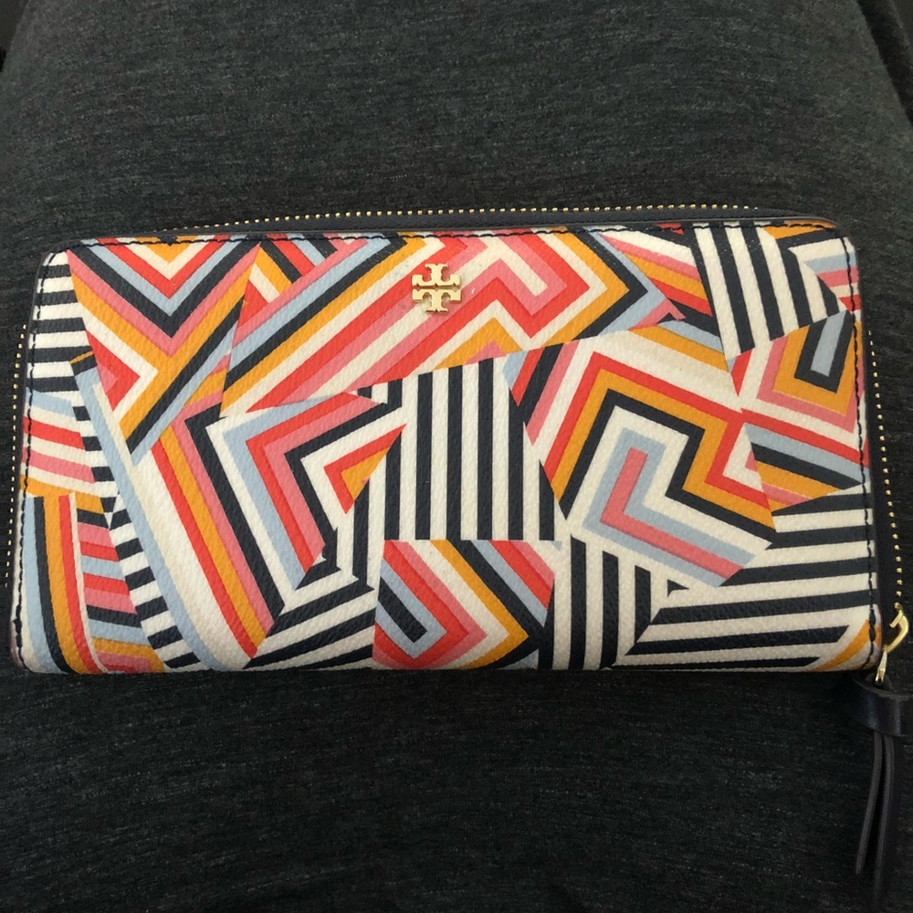 Tory Burch wallet
